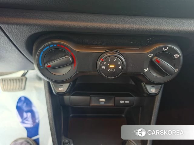 Kia Morning Urban (JA) 2023 Жемчужный цвет из Кореи, фото 5