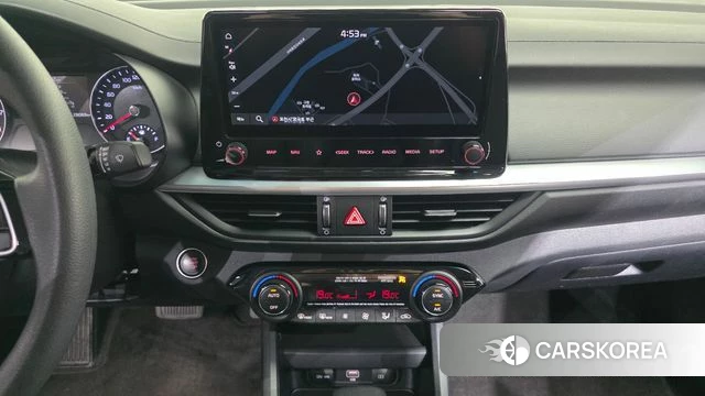 Kia The New K3 2nd generation 2021 Белый из Кореи, фото 5