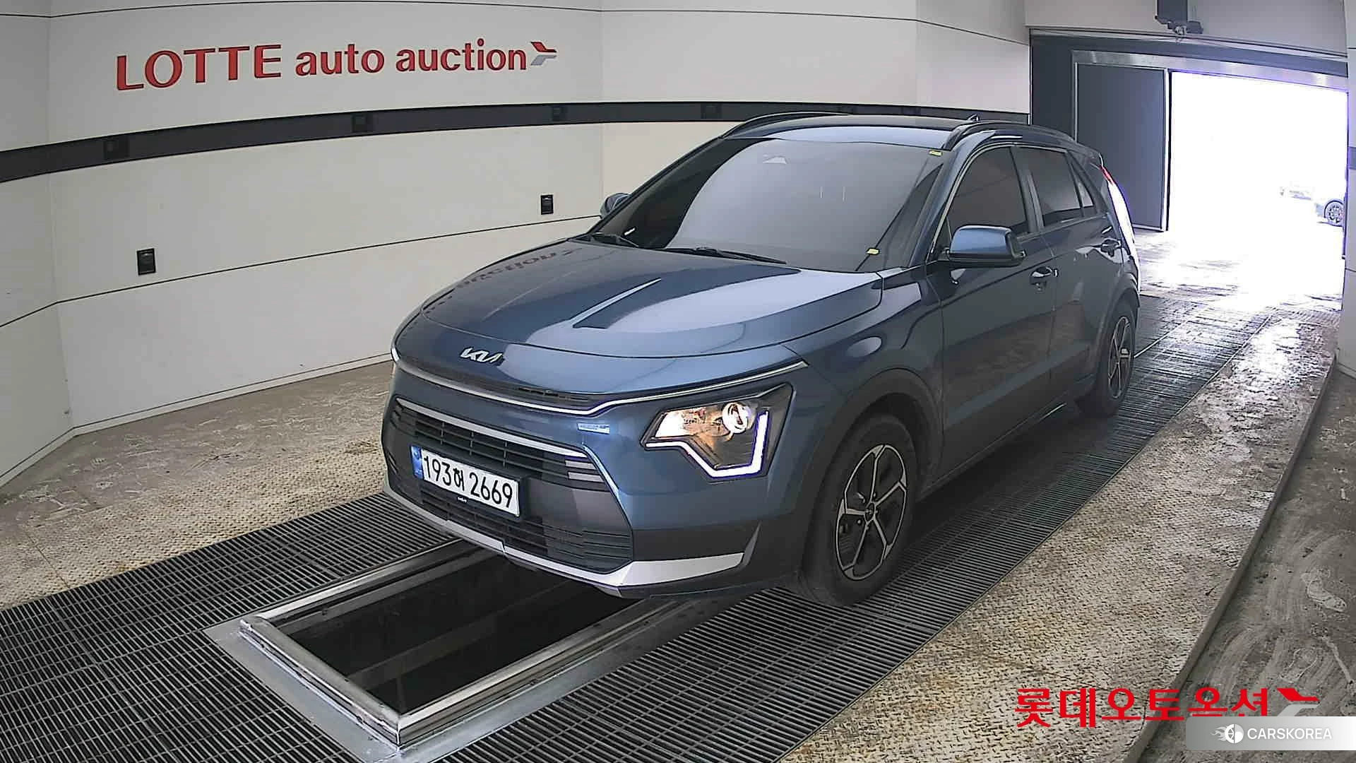 Kia Niro Hybrid 2022 Mineral Blue из Кореи, фото 5