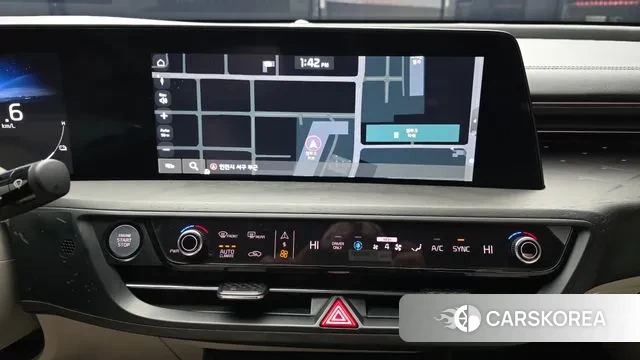 Kia K8 Hybrid 2023 Серый из Кореи, фото 5