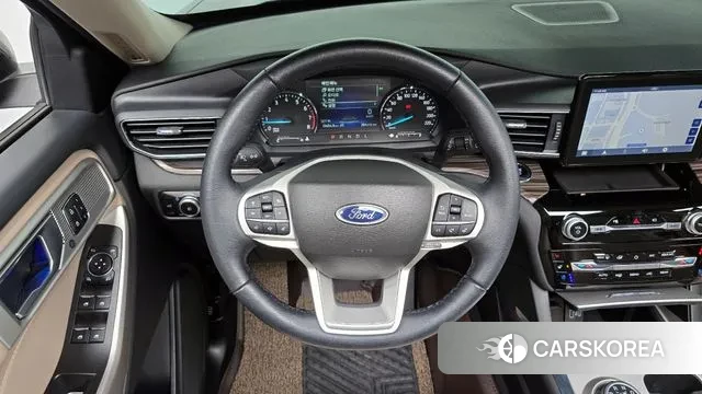 Ford Explorer 6th Generation 2023 Черный из Кореи, фото 5