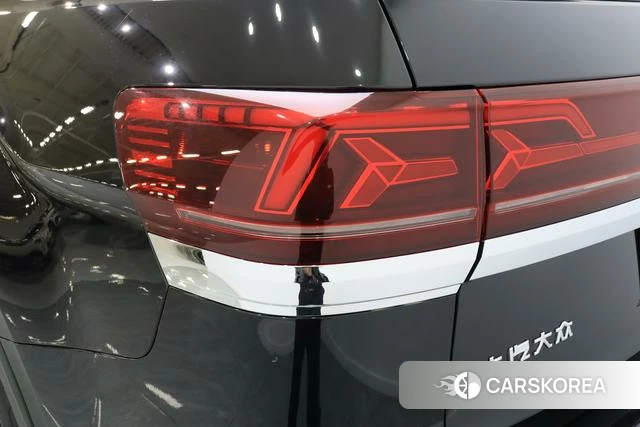 Volkswagen Tourang 2024 Черный из Китая, фото 5