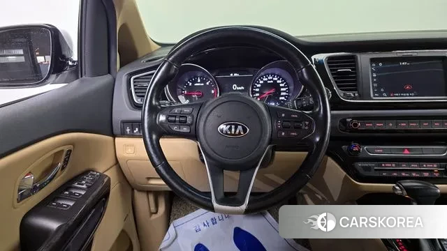 Kia The New Carnival 2018 Белый из Кореи, фото 5