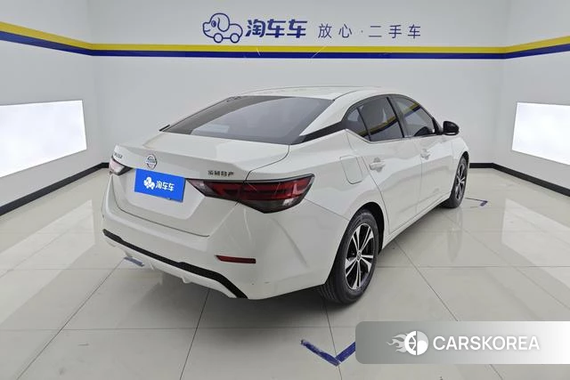 Nissan Xuan Yi 2022 Белый из Китая, фото 5