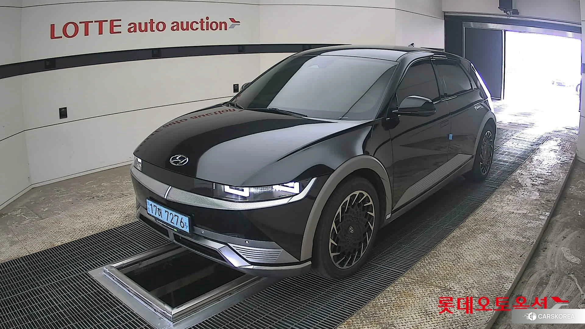 Hyundai IONIQ 5 2022 Phantom Black Pearl из Кореи, фото 5