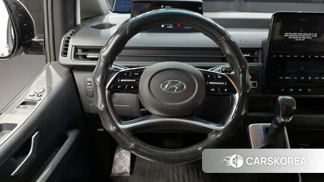 Hyundai Staria 2021 Серебряный из Кореи, фото 5