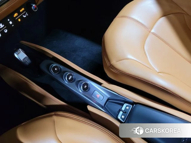 Ferrari F8 Tributo 2020 Красный из Кореи, фото 5