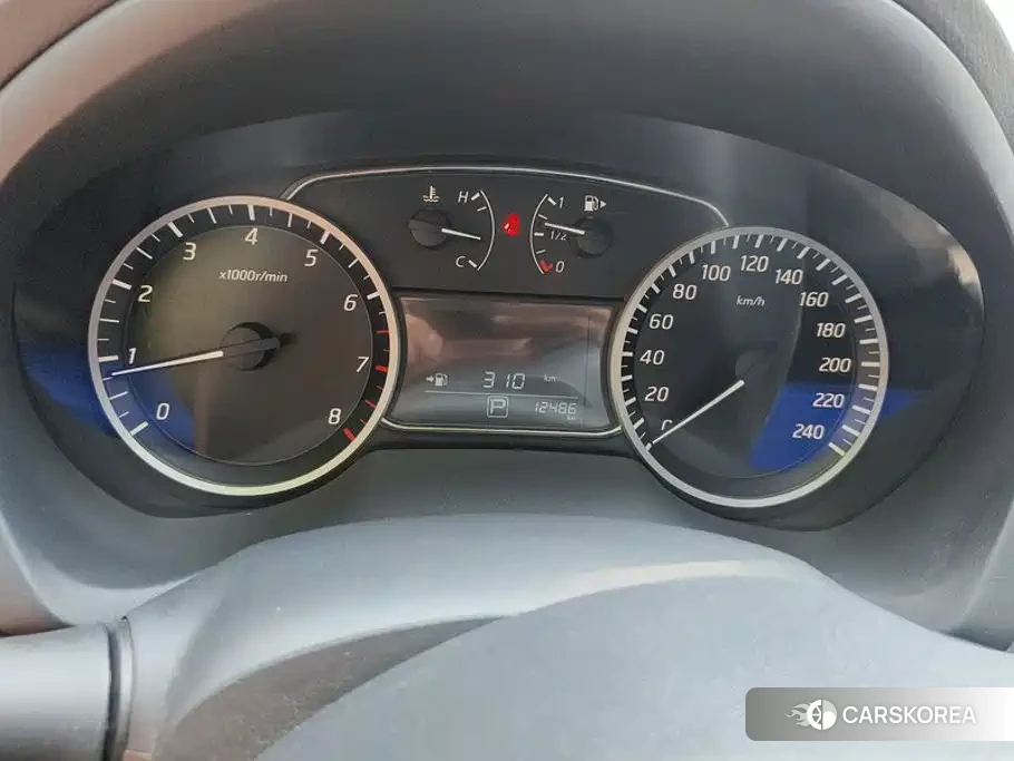 Nissan Sylphy 2024 Черный из Китая, фото 5