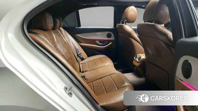 Mercedes-Benz E-Class W213 2019 Белый из Кореи, фото 5