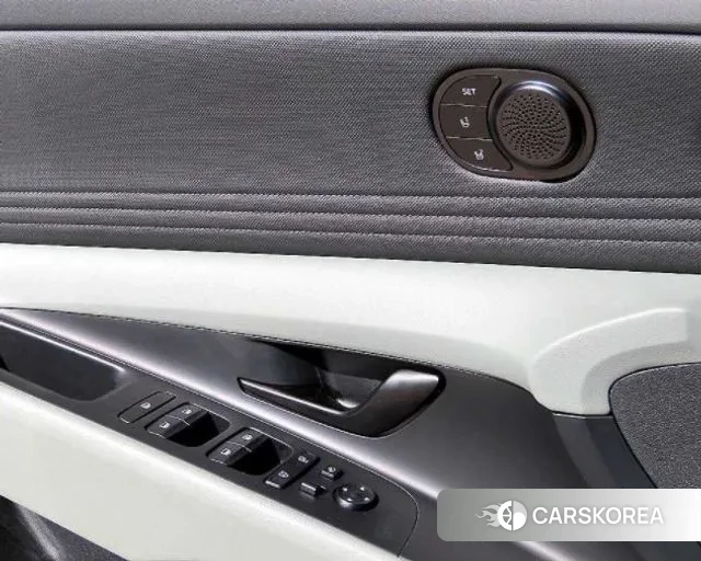 Hyundai The New Avante (CN7) 2023 Белый из Кореи, фото 5