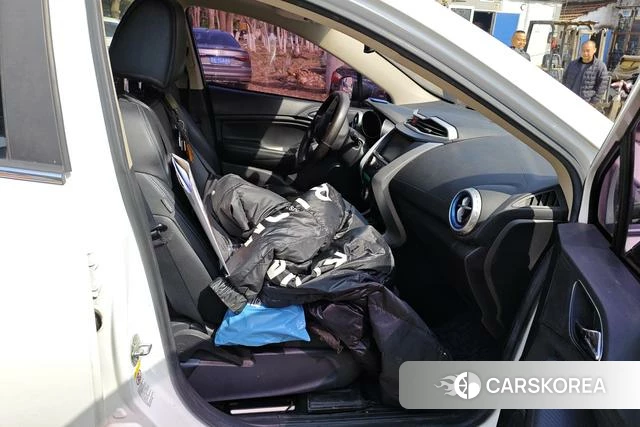 BYD Yuan EV 2019 Белый из Китая, фото 5
