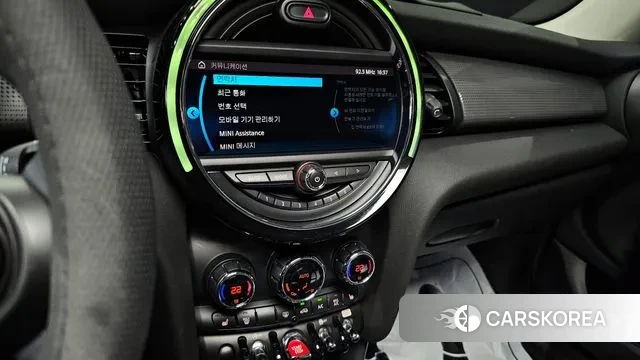 Mini Cooper 2021 Зеленый из Кореи, фото 5