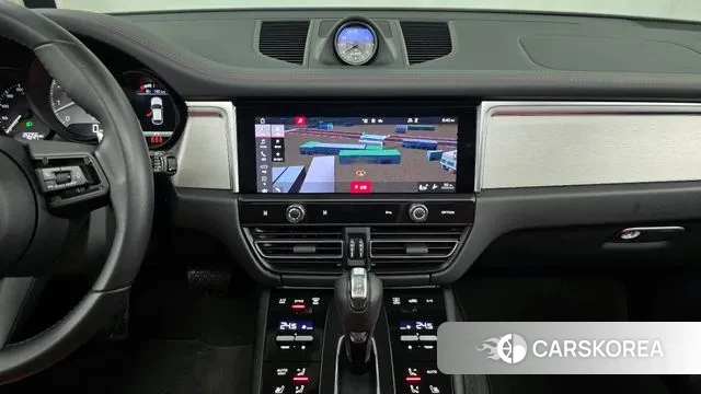 Porsche Macan 2023 Черный из Кореи, фото 5