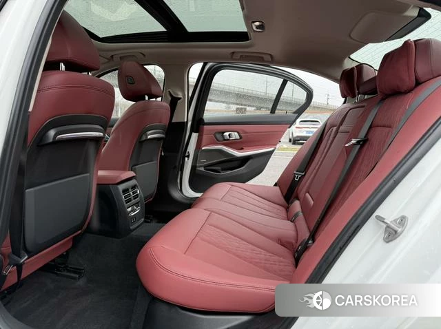 BMW 3 series 2022 Белый из Китая, фото 5