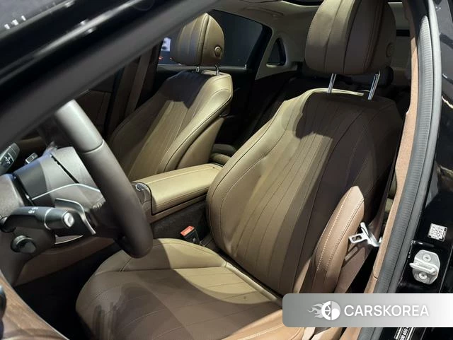 Mercedes-Benz E-class 2023 Черный из Китая, фото 5