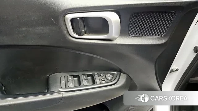 Hyundai Venue 2019 Белый из Кореи, фото 5