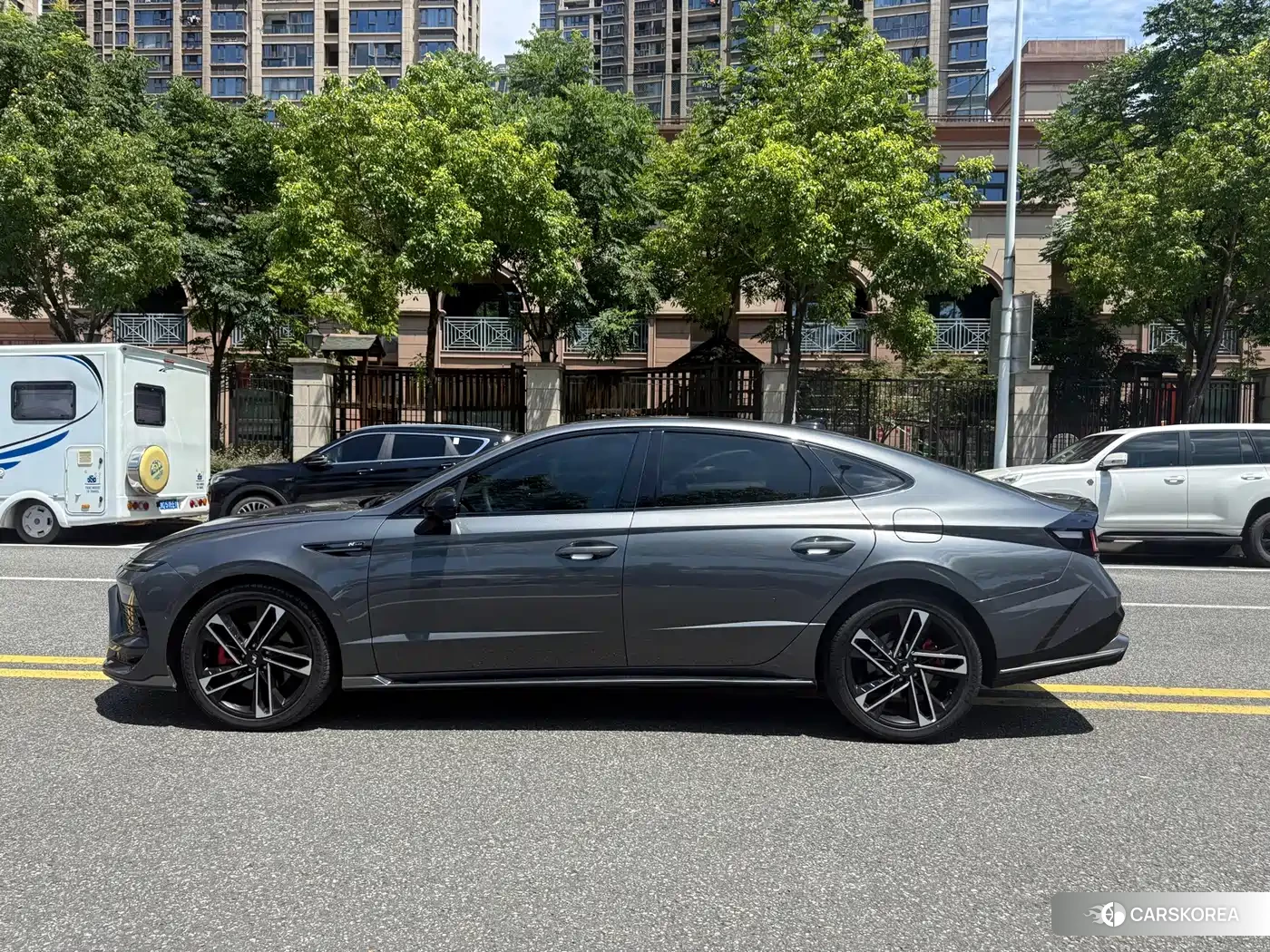 Hyundai Sonata 2024 Silver/gray из Китая, фото 5