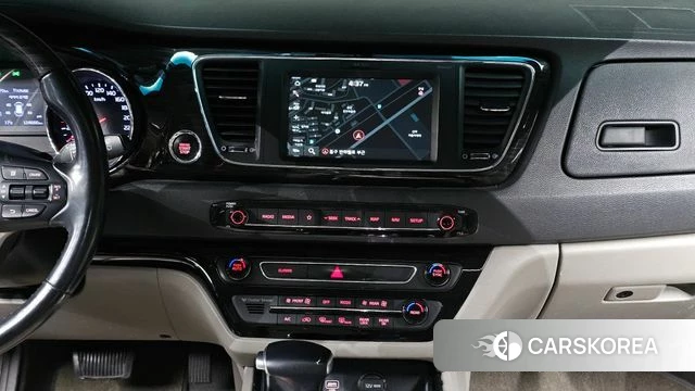 Kia The New Carnival 2019 Белый из Кореи, фото 5