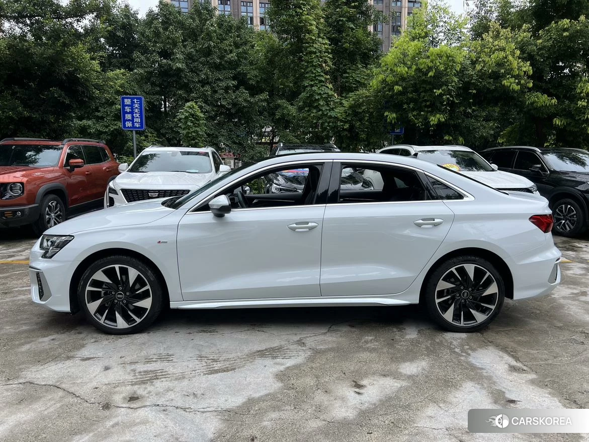 Audi A3 2021 Белый из Китая, фото 5