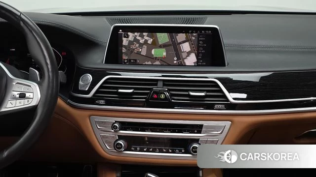 BMW 7 Series (G11) 2019 Черный из Кореи, фото 5