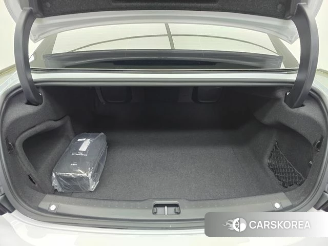 Volvo S90 2024 Белый из Кореи, фото 5