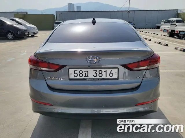 Hyundai Avante AD id 2690107 из Кореи 5