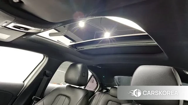 Mercedes-Benz A-Class W177 2020 Белый из Кореи, фото 5