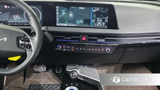 Kia EV6 2023 Белый из Кореи, фото 5