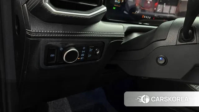 Ford Mustang 7th Generation 2024 Серый из Кореи, фото 5