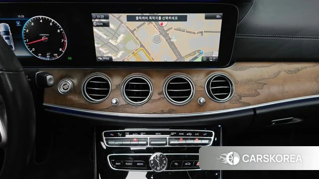 Mercedes-Benz E-Class W213 2018 Черный из Кореи, фото 5