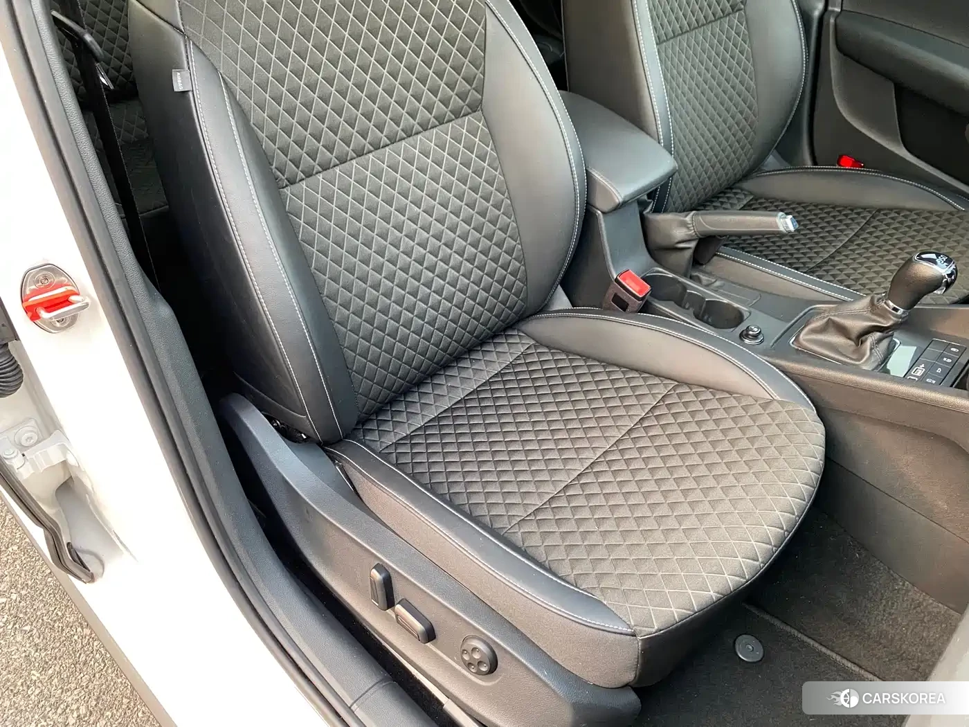 Skoda Octavia 2020 Белый из Китая, фото 5