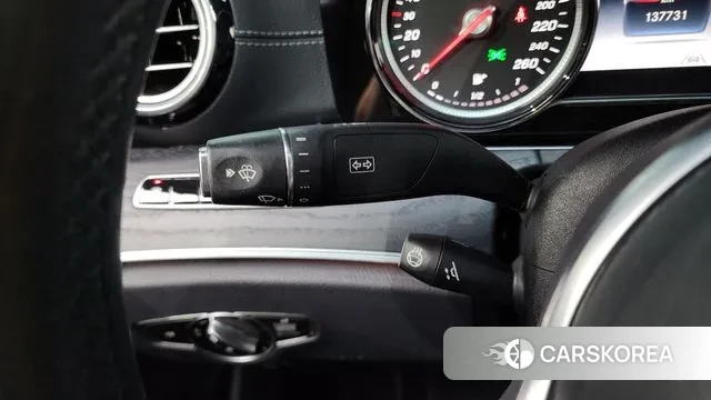 Mercedes-Benz E-Class W213 2020 Серый из Кореи, фото 5