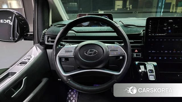 Hyundai Staria 2023 Черный из Кореи, фото 5