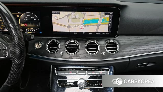 Mercedes-Benz E-Class W213 2018 Черный из Кореи, фото 5