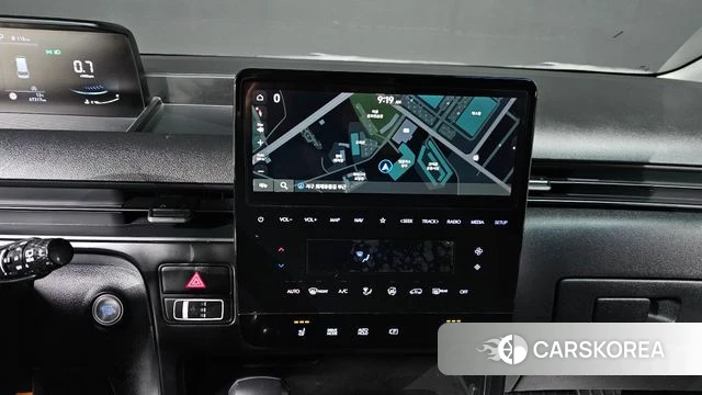 Hyundai Staria 2023 Серебристо-серый из Кореи, фото 5