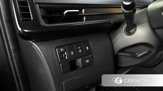 Hyundai Staria 2023 Серый из Кореи, фото 5