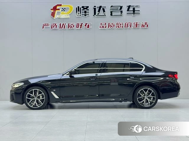 BMW 5 series 2023 Черный из Китая, фото 5