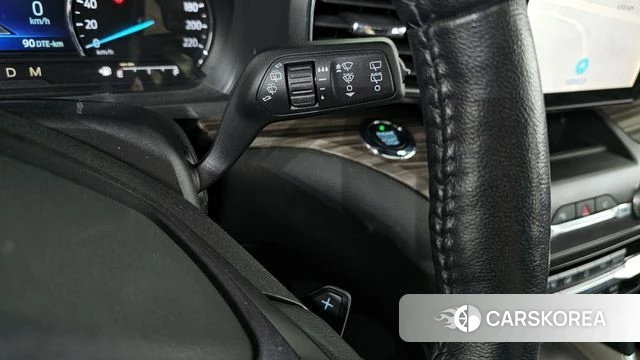 Ford Explorer 6th Generation 2020 Белый из Кореи, фото 5