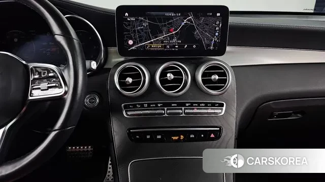 Mercedes-Benz GLC-Class X253 2023 Белый из Кореи, фото 5