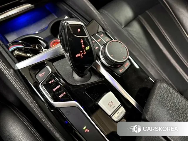 BMW 5 Series (G30) 2019 Серый из Кореи, фото 5