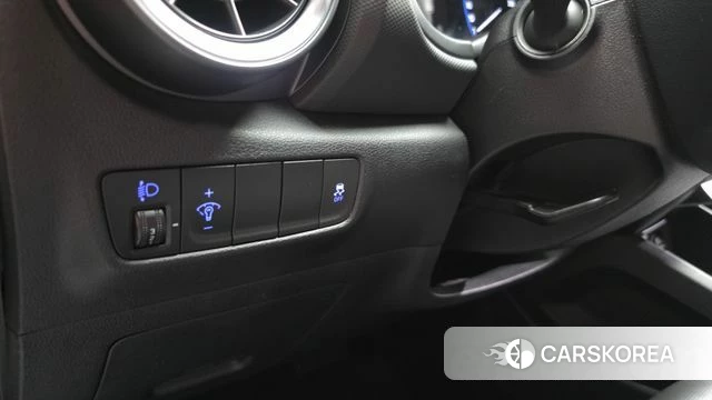 Hyundai The New Kona 2022 Белый из Кореи, фото 5