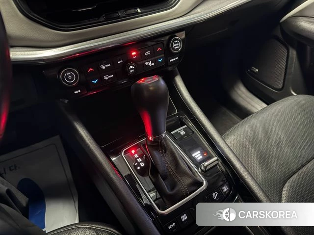 Jeep Compass 2nd Generation 2022 Черный из Кореи, фото 5