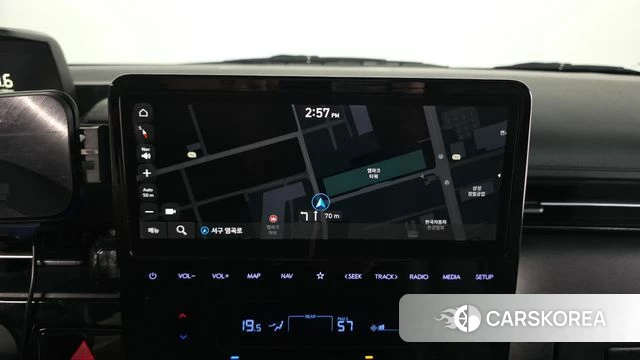 Hyundai Staria 2022 Белый из Кореи, фото 5