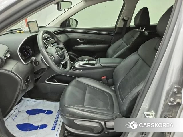 Hyundai Tucson (NX4) 2022 Серебристо-серый из Кореи, фото 5