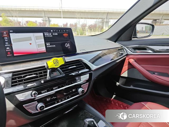 BMW 5 series 2022 Черный из Китая, фото 5