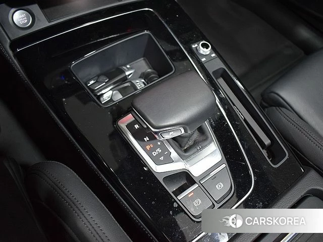 Audi Q5 (FY) 2021 Черный из Кореи, фото 5