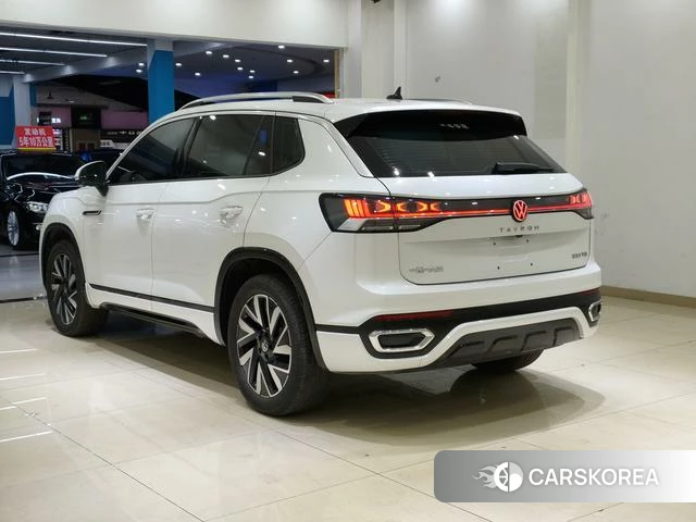Volkswagen Tanyue 2023 Белый из Китая, фото 5