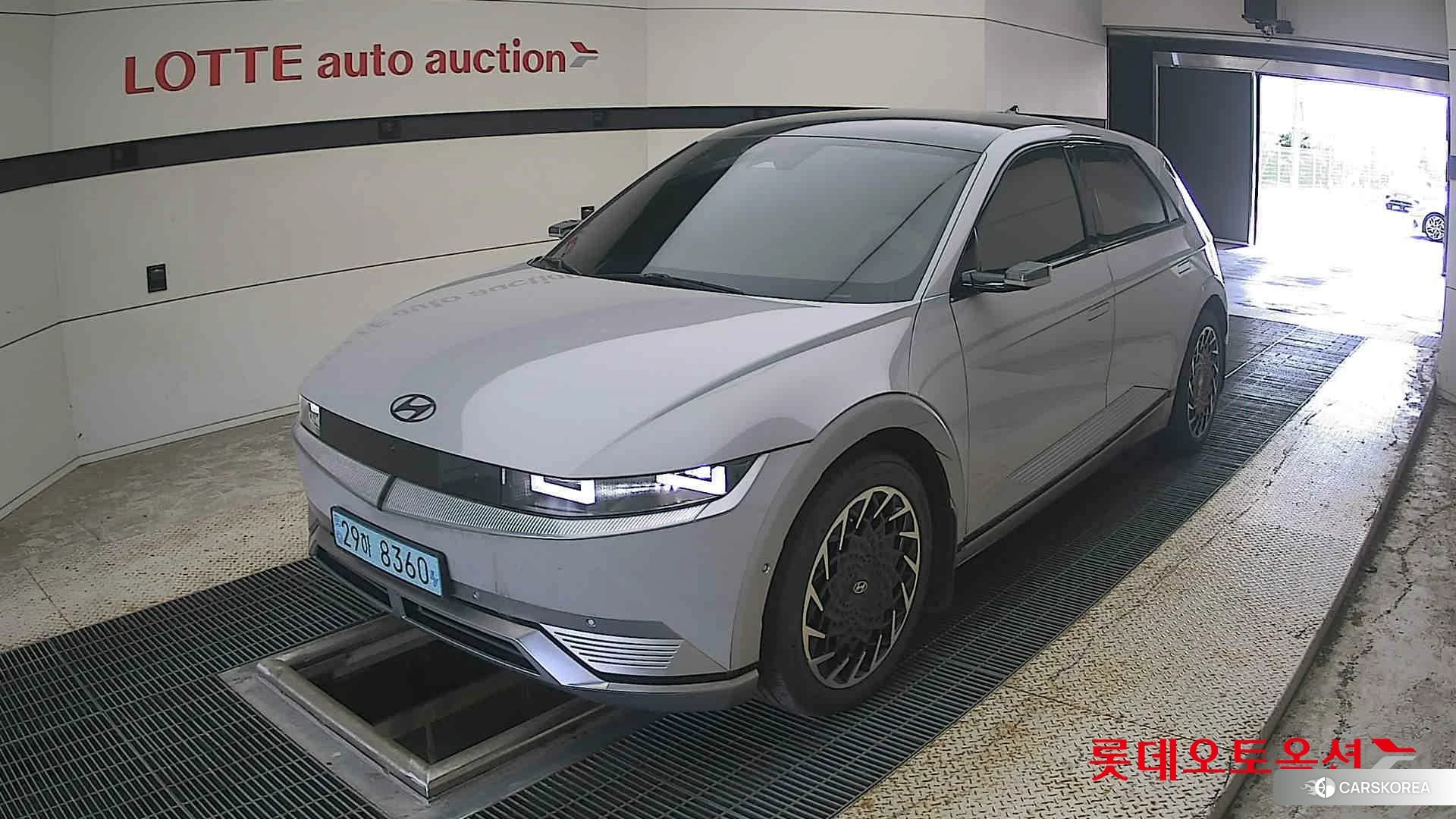 Hyundai IONIQ 5 2022 Cyber Grey Metallic из Кореи, фото 5
