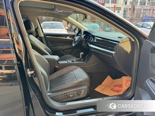 Volkswagen Passat 2022 Черный из Китая, фото 5