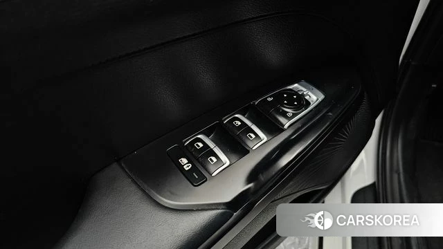 Kia K5 3rd generation 2021 Белый из Кореи, фото 5